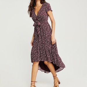 NWT✨ A&F FLORAL BURGUNDY DRESS “XS”✨